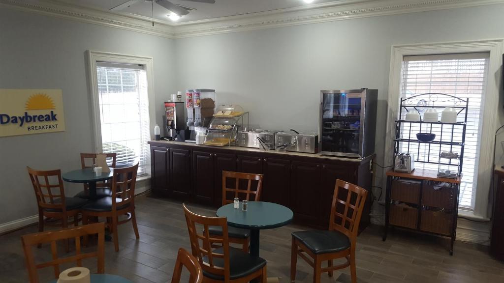 Days Inn By Wyndham Branson/near The Strip Photo 12