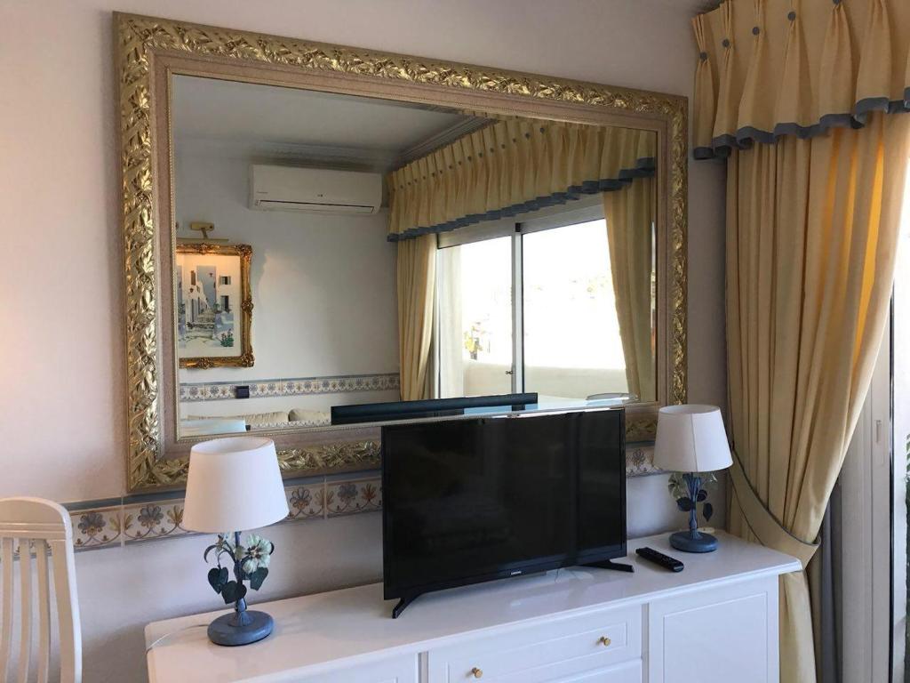 Beautiful apartment with sea views, Benal Beach - 5