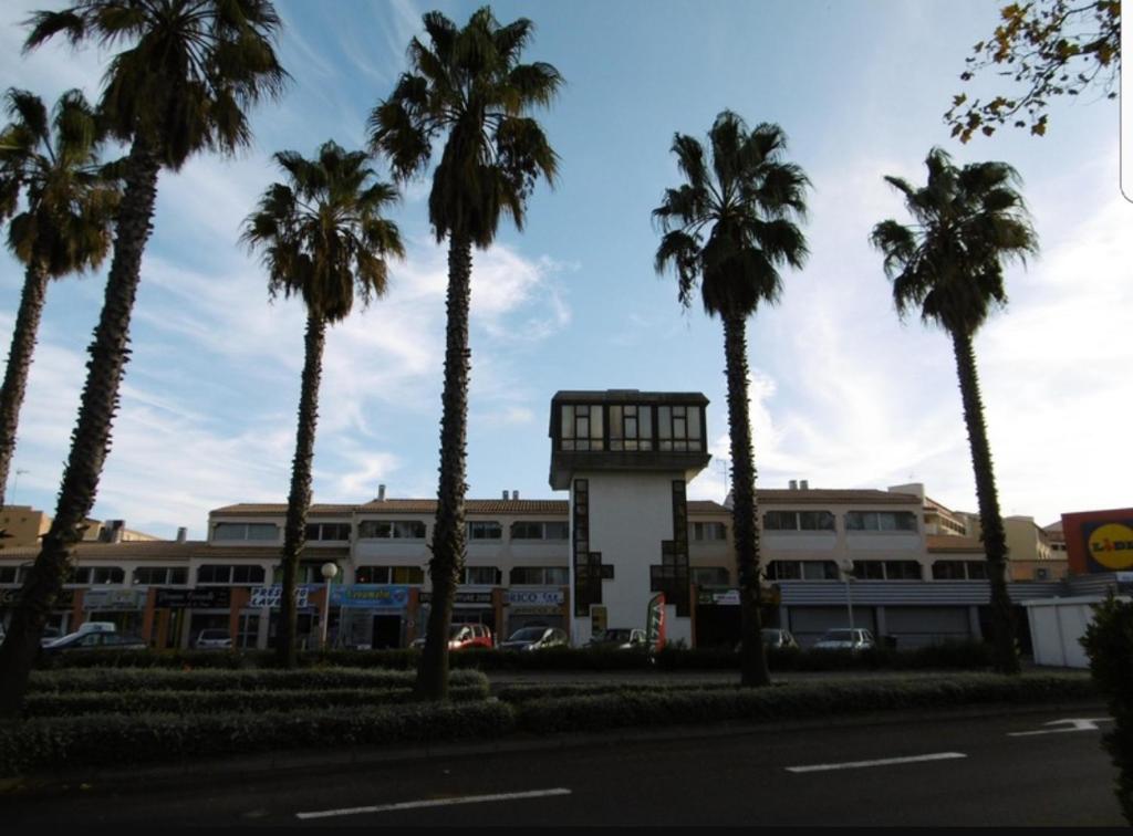 Black loft — Hotel in Agde