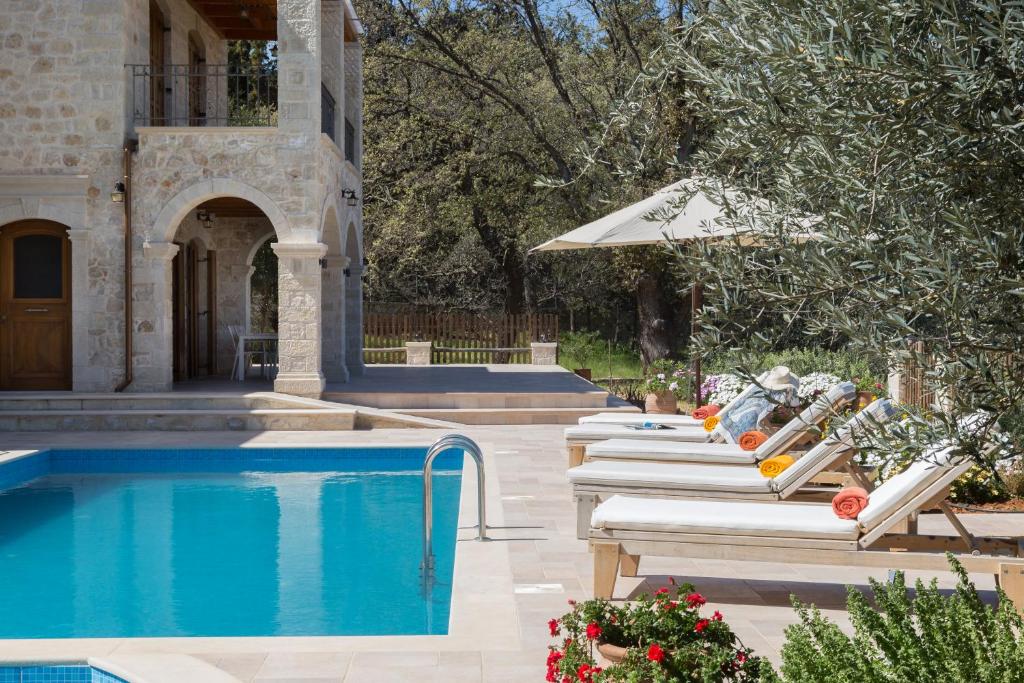 スイミングプール