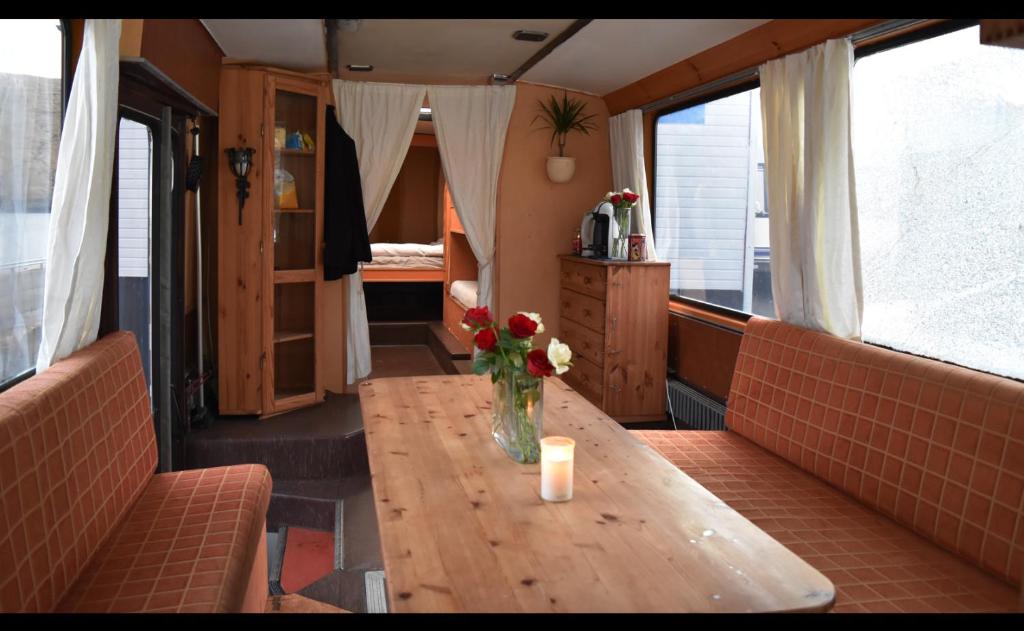 길자네스 호스텔 (Giljanes Hostel)