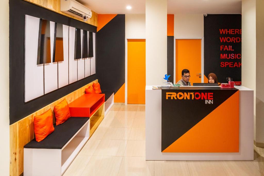 Lobby, Front One Budget Muntilan in Magelang