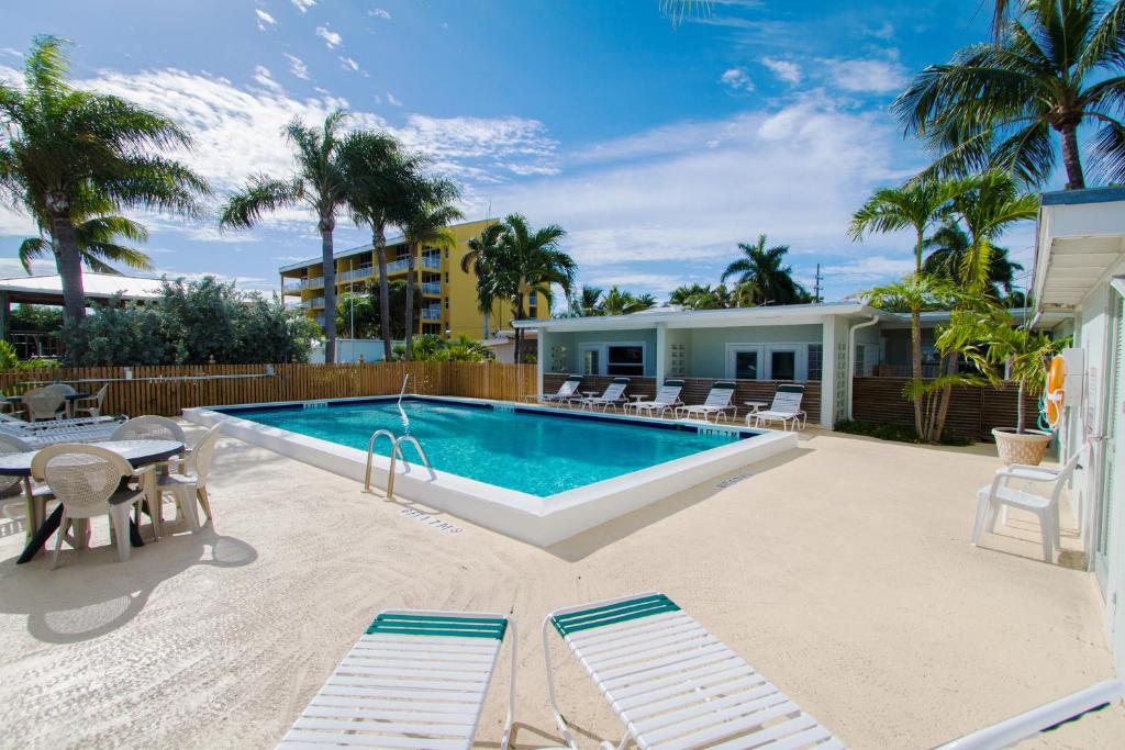 Harborside Motel & Marina photo