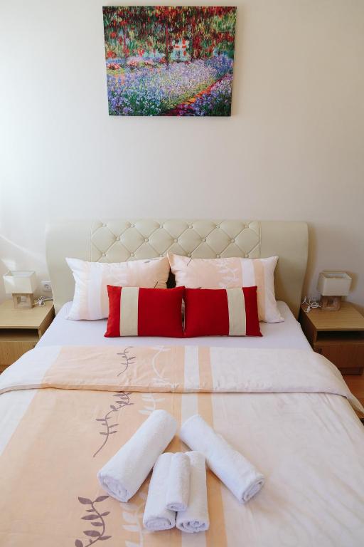 Sun City Apartments - 2