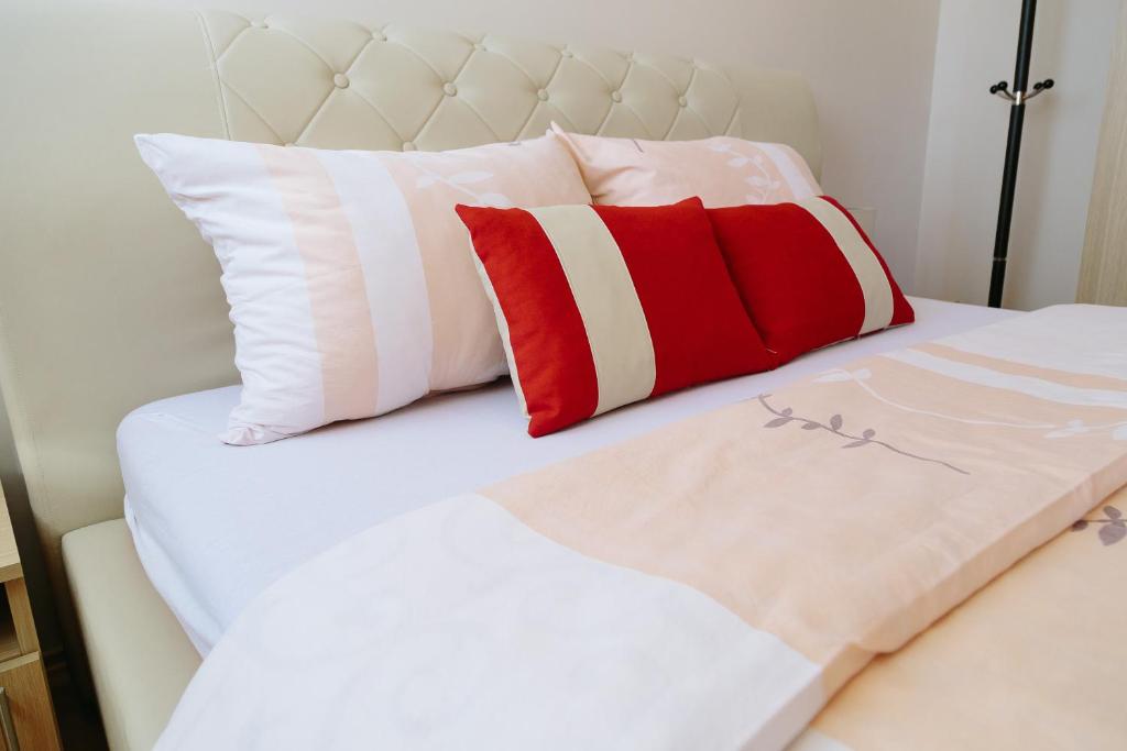 Sun City Apartments — Hotel in Trebinje