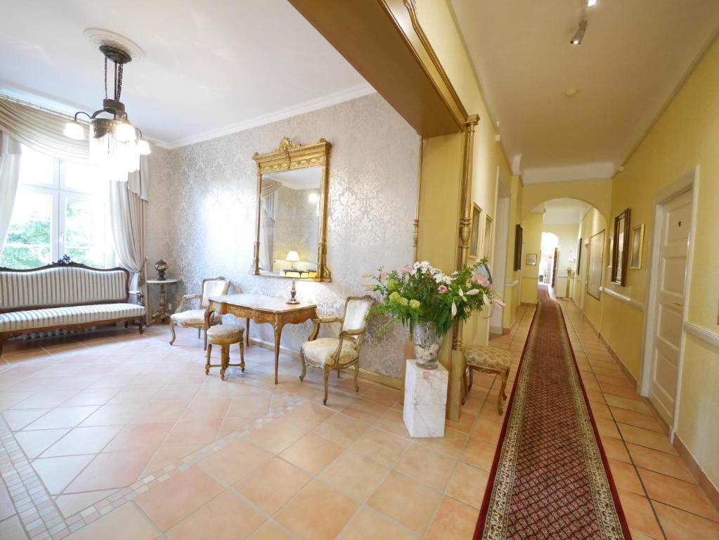 Hotel Rotdorn photo