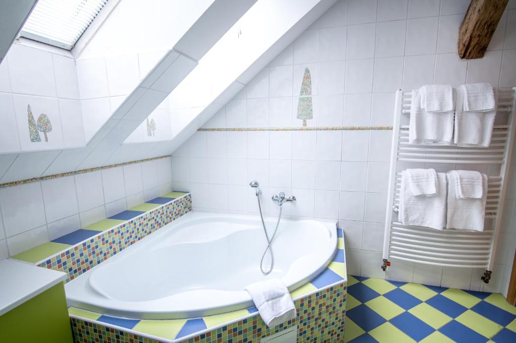 Tylova Apartments photo