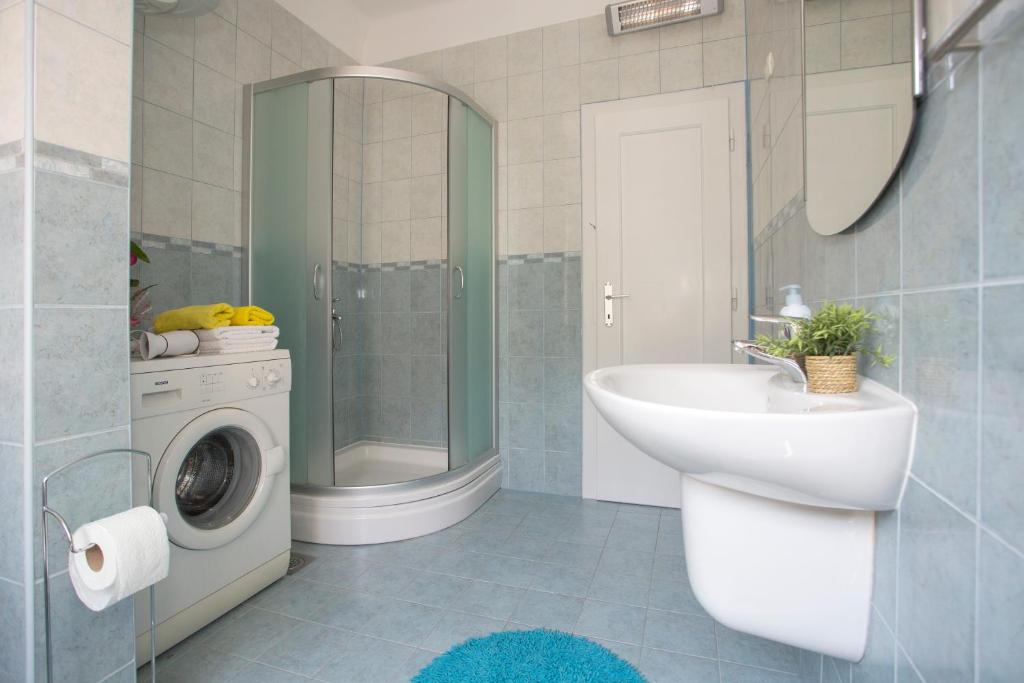 Gaston Luxury Apartment photo