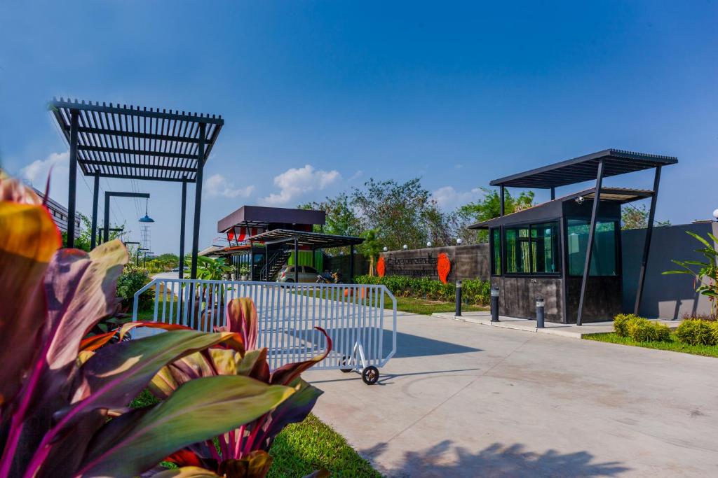 The sun resort Ratchaburi