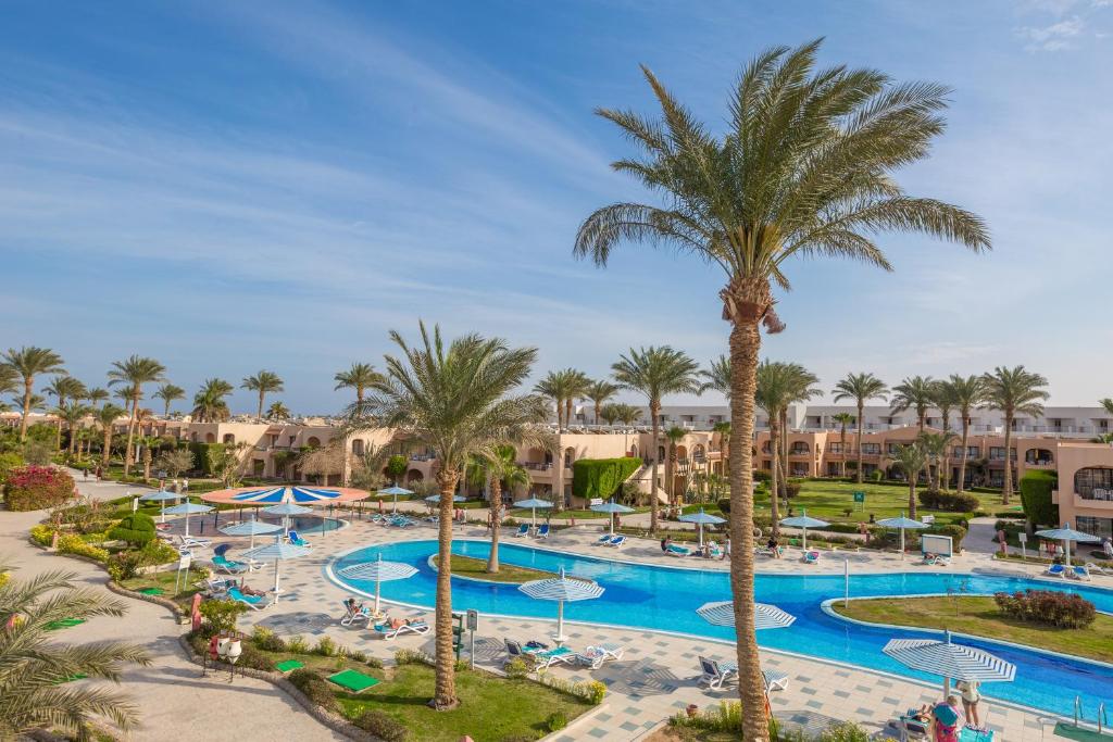 Ali Baba Palace Resort - Families and Couples Only — Swimming pool in Hurghada, Red Sea