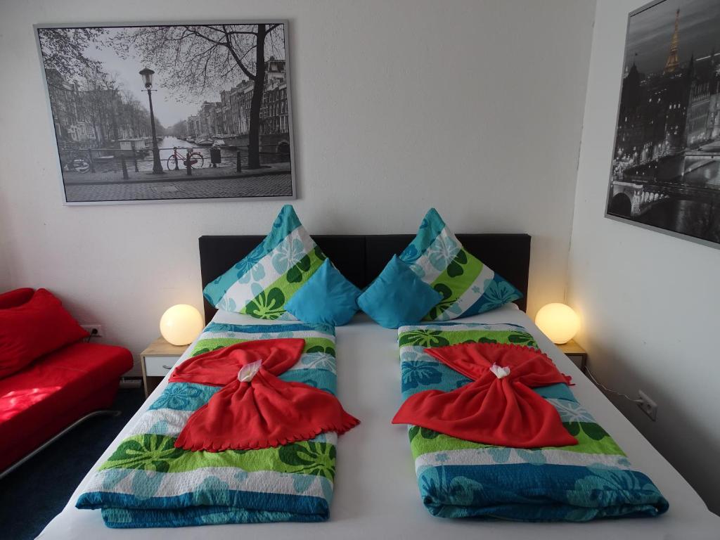 Gastehaus Uezel — Hotel in Friedrichshafen