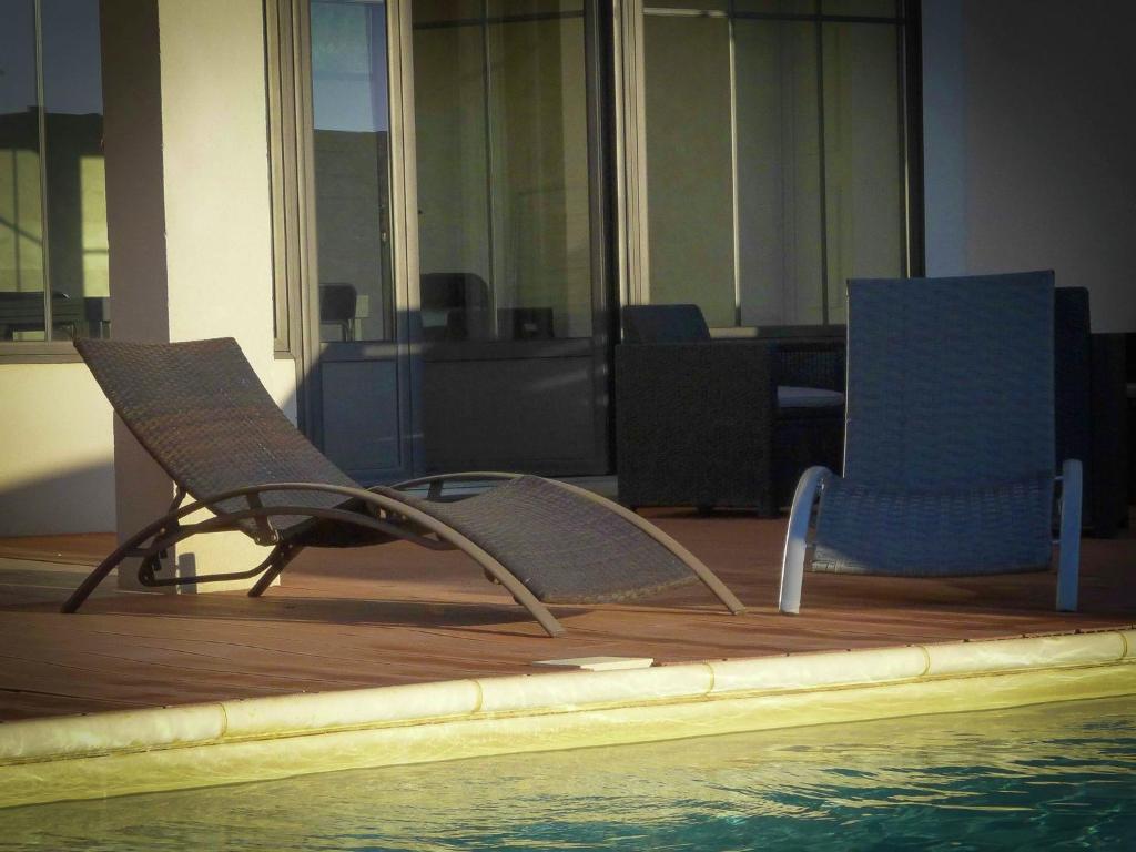Serene Villa Stay near Narbonne - 3