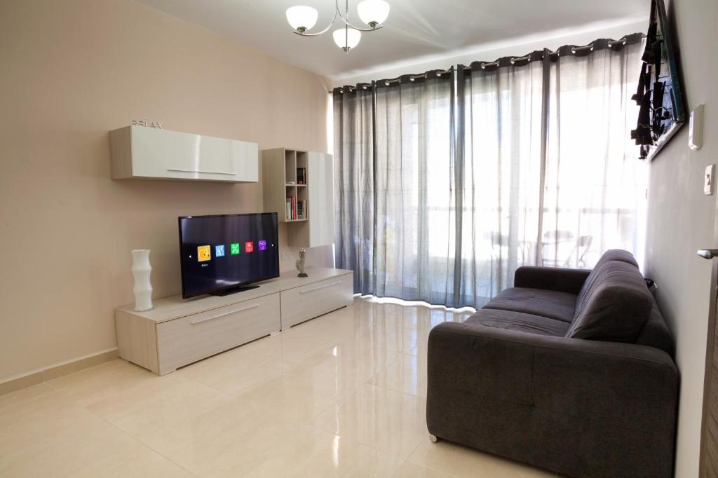 The Edge Apartments photo