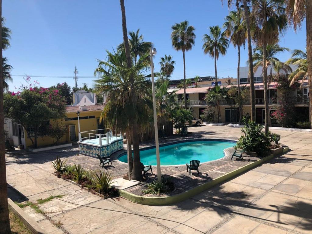 Hotel Calafia - 4