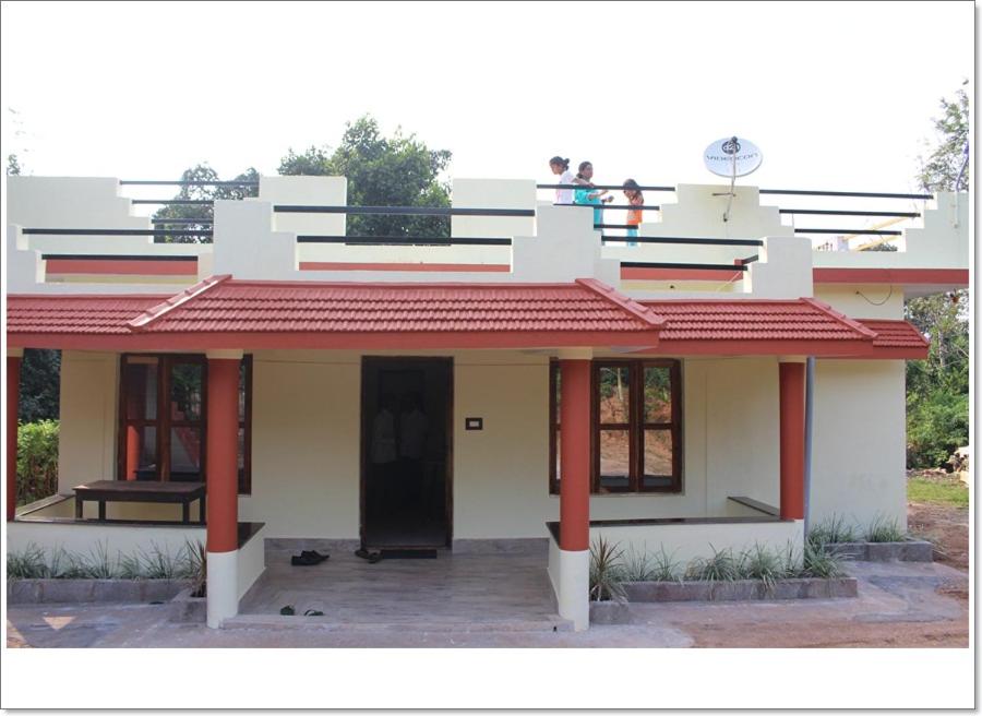 Lahari Welcomes You photo