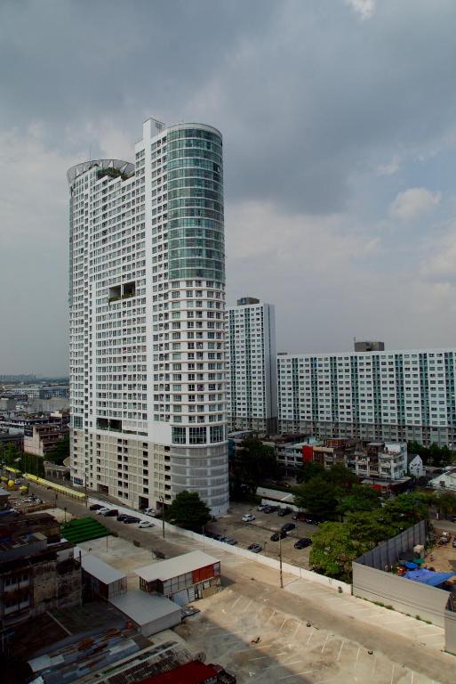 SKB Mansion close to MRT in Hua mark 전경