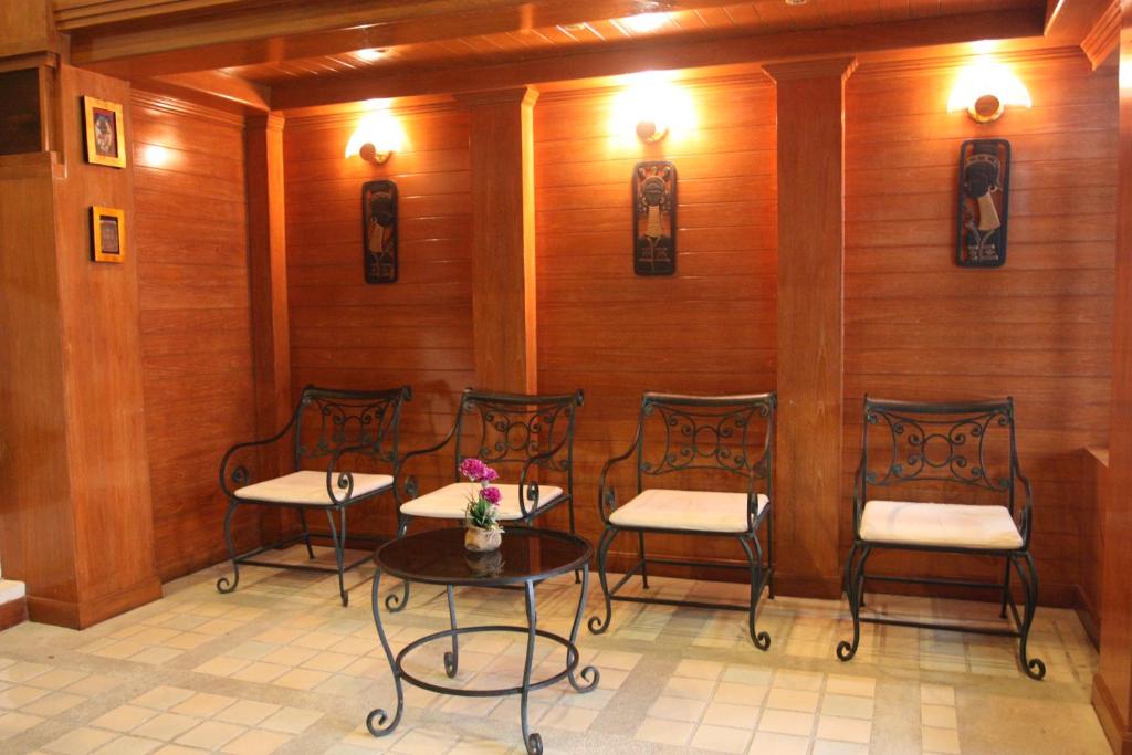 Your Place Inn photo