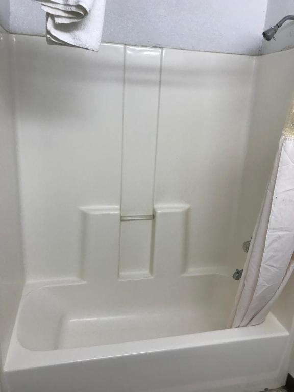 Budget Inn photo