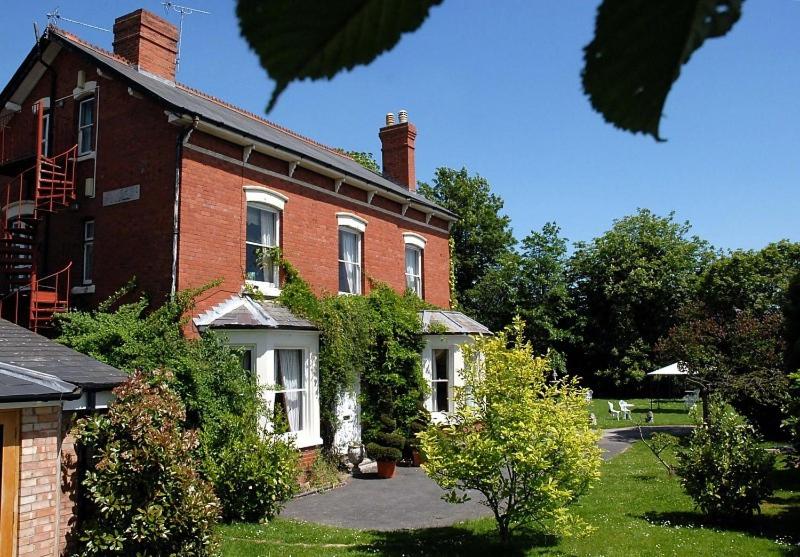 Hopbine House photo