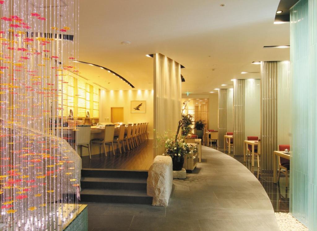 Lobby, Okura Garden Hotel in Shanghai