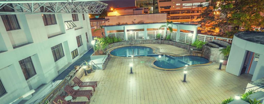 Swimming pool, Kingwood Hotel Kuching in Kuching