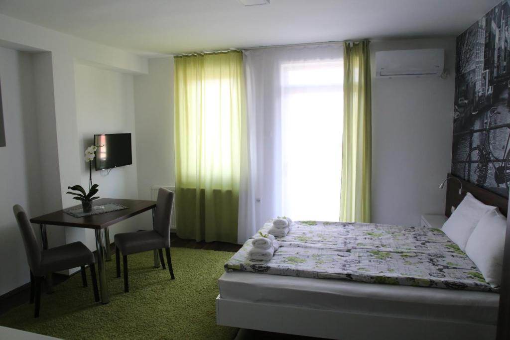 SAPA Studios &amp; Apartments — Hotel in Nis