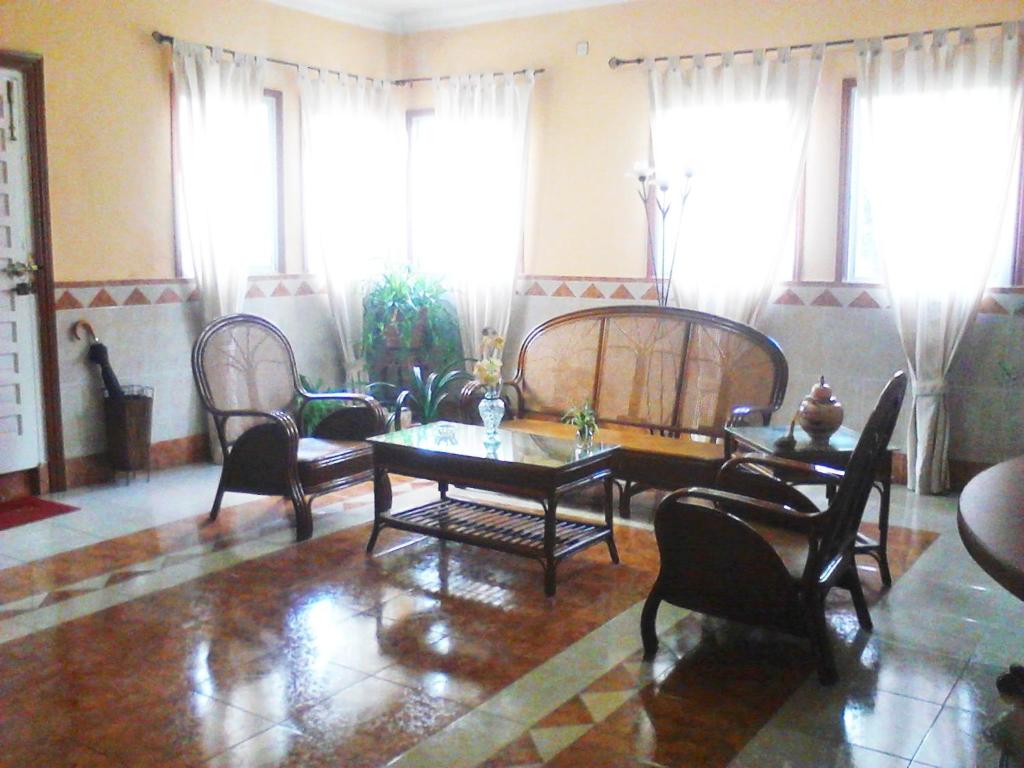 Hostal Alameda photo