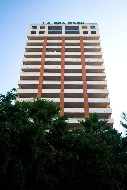 Apartamentos La Era Park — Hotel building in Benidorm, Valencian Community