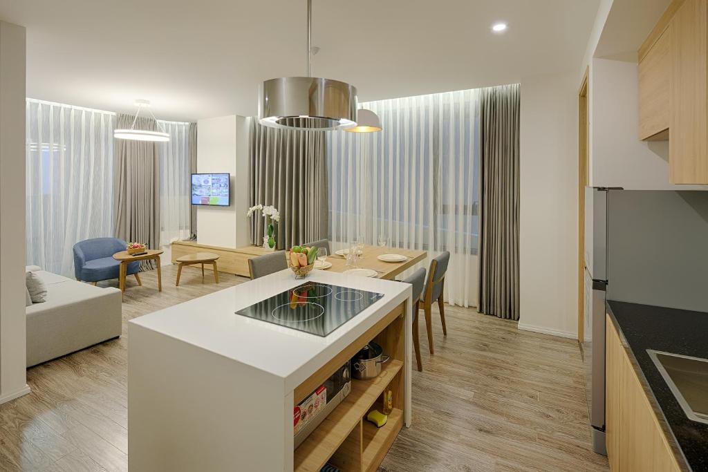 Kitchen, Parosand Da Nang Hotel in Da Nang