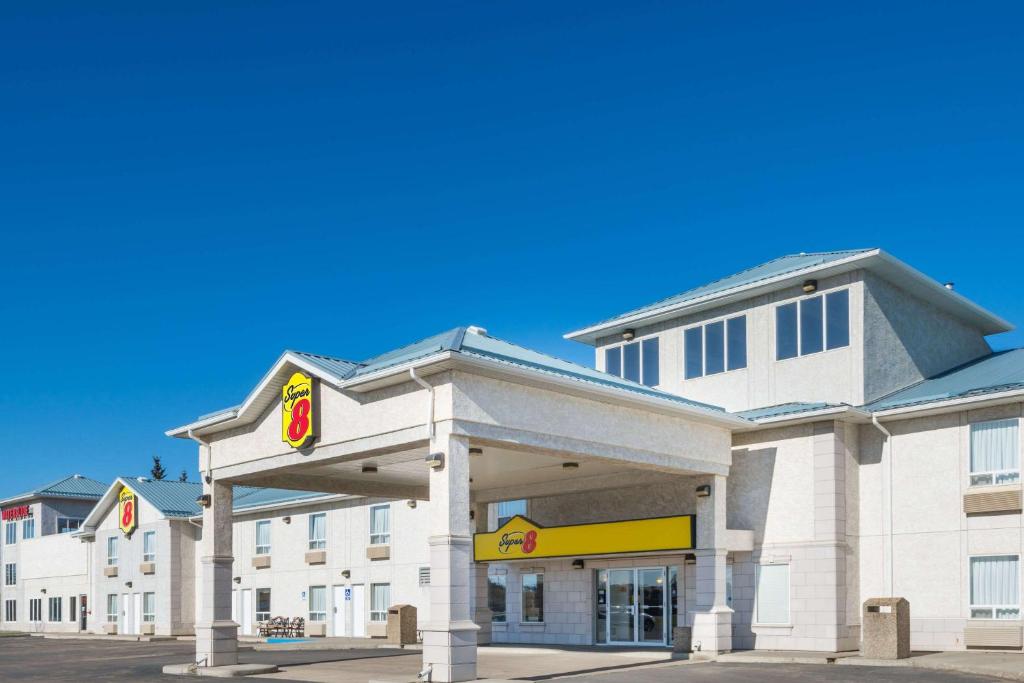 Super 8 by Wyndham Vermilion AB, Vermilion