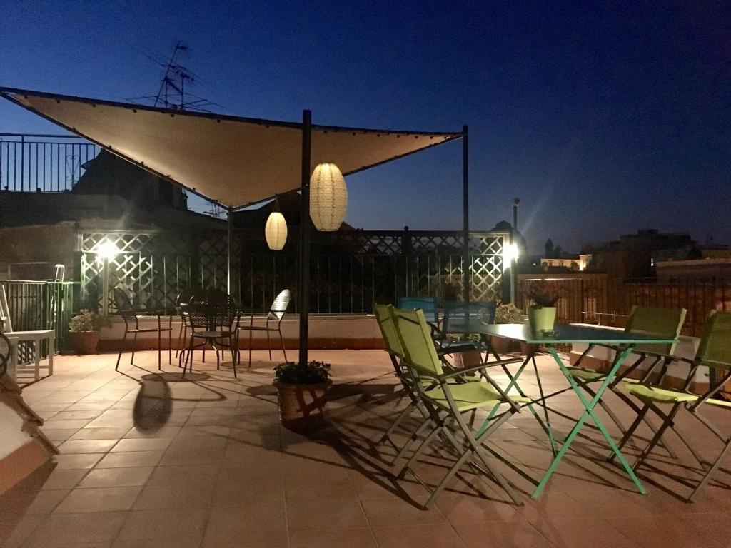 Balcony/terrace, Mansarda Bellini 84 in Naples