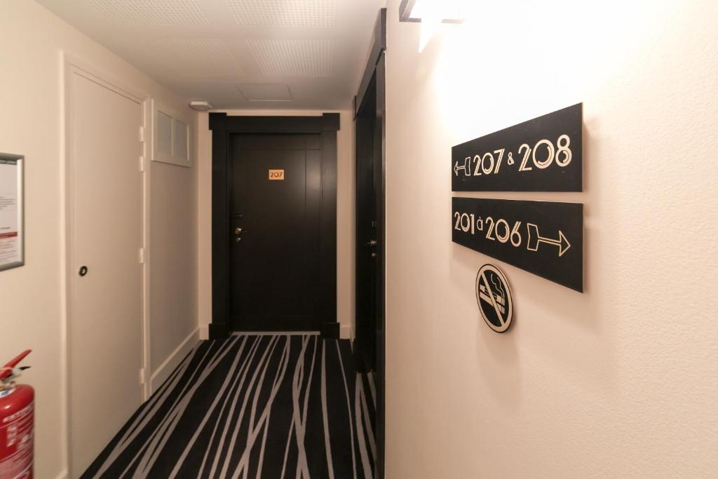 Best Western Hotel Journel Saint-Laurent-du-Var photo