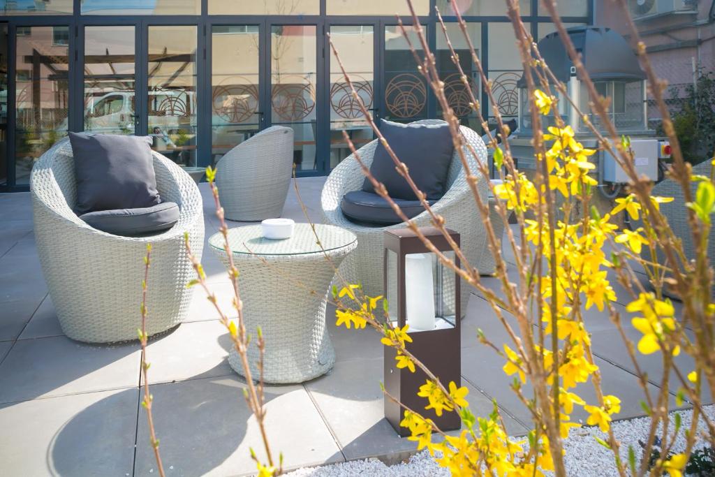 Best Western Hotel Journel Saint-Laurent-du-Var photo