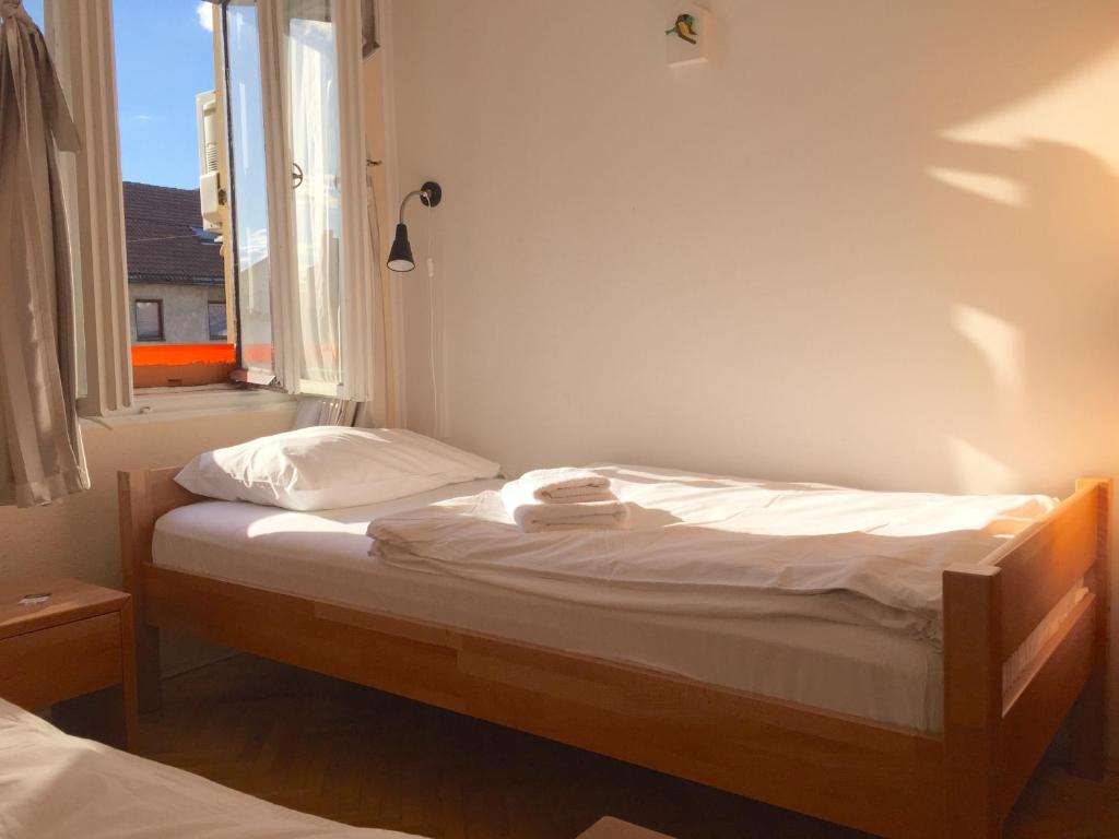 Pigeon Square Rooms photo