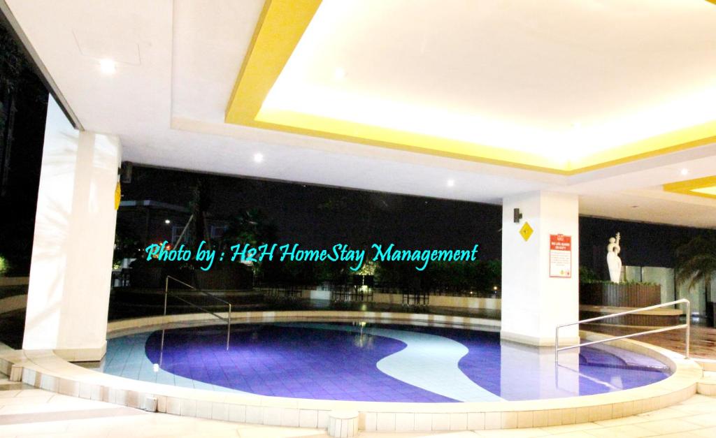 Swimming pool, H2H - Marine Home @ Majestic Ipoh (8~10 Guests) in Ipoh