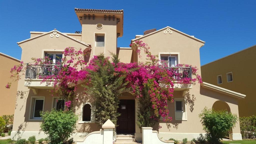Diplomats villa 6 at the Mountain View North Cost Egypt Sahel Front View photo