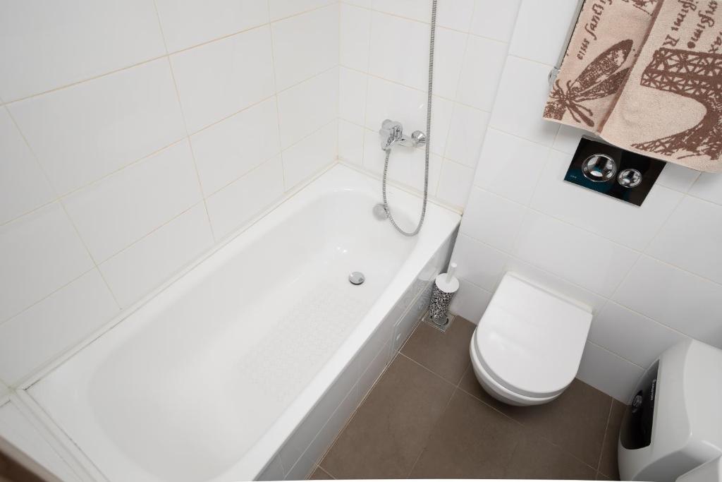 Zelenaya Apartment photo
