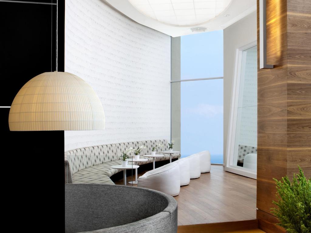 Bar/lounge