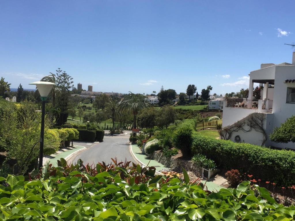 Fascinating & Luxurious Golf,Mountain & Garden view apartment Porto Banus photo