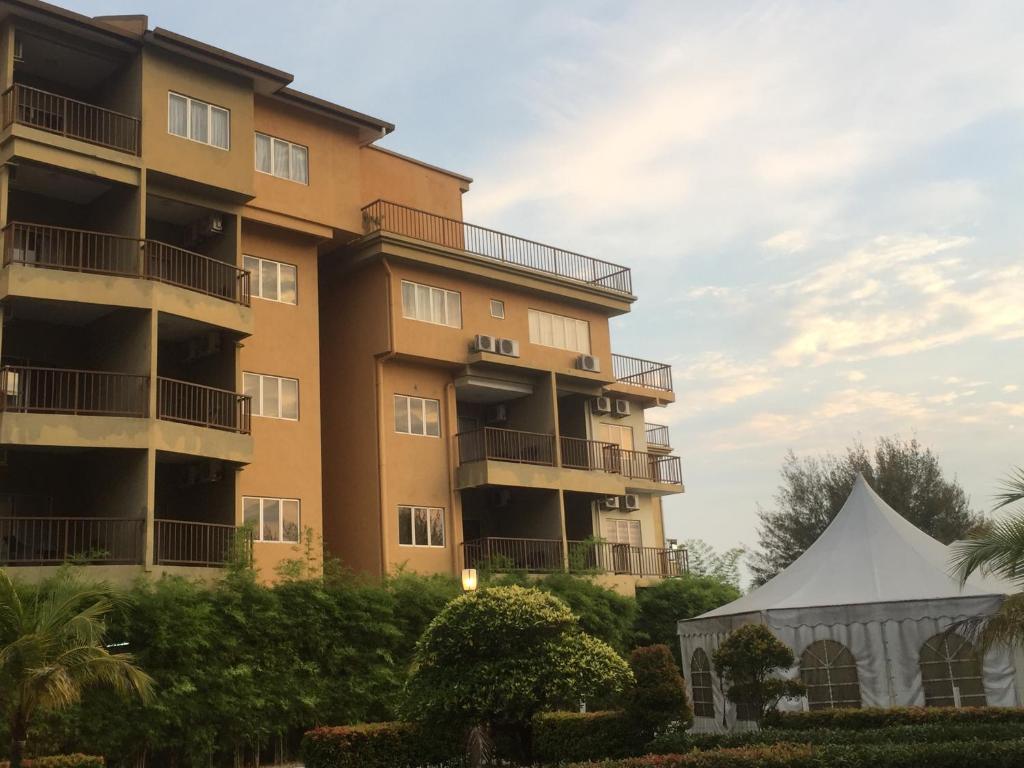 Bestari Homestay @ Gold Coast Morib — Hotel in Banting