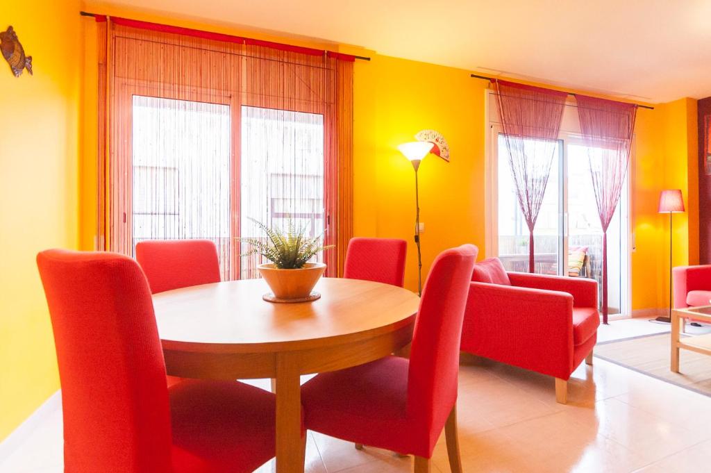 Lets Holidays NICE AND CENTRIC APARTMENT IN TOSSA - 2