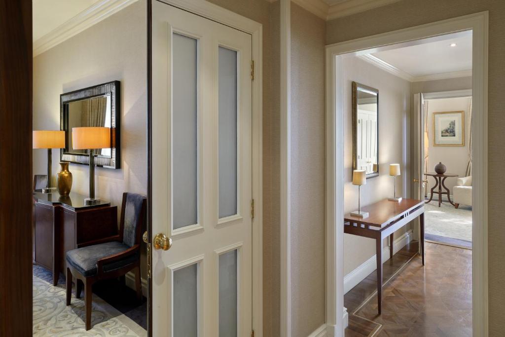 Landmark London Photo 7