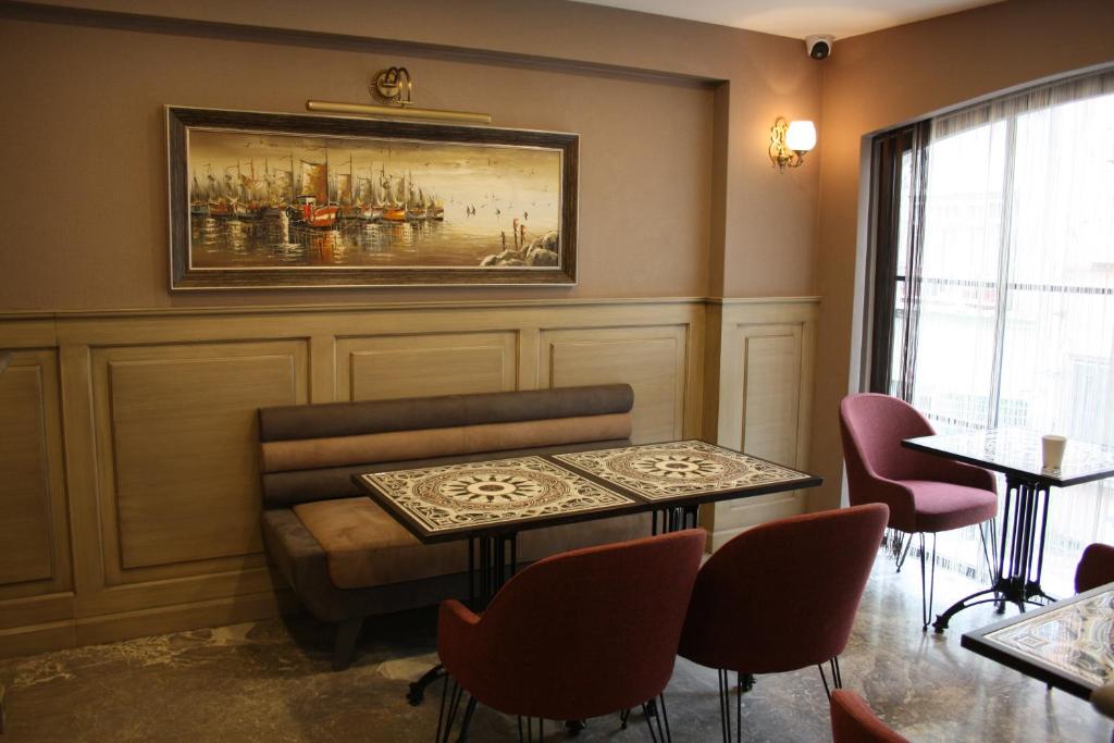 엔드리스 컴포트 호텔 탁심 객실 내부 모습