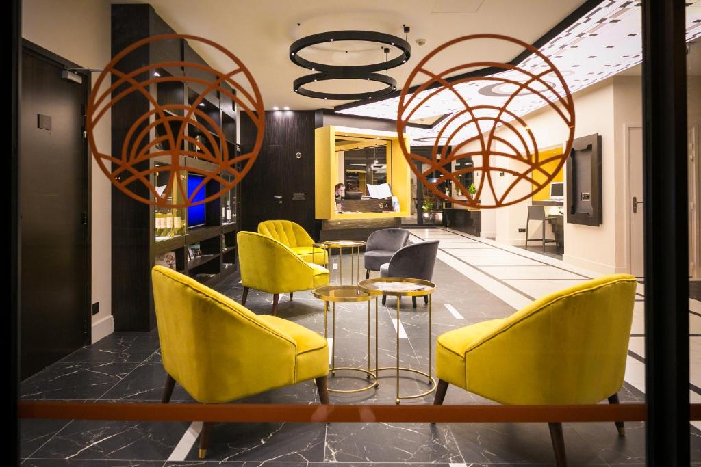 Best Western Hotel Journel Saint-Laurent-du-Var photo