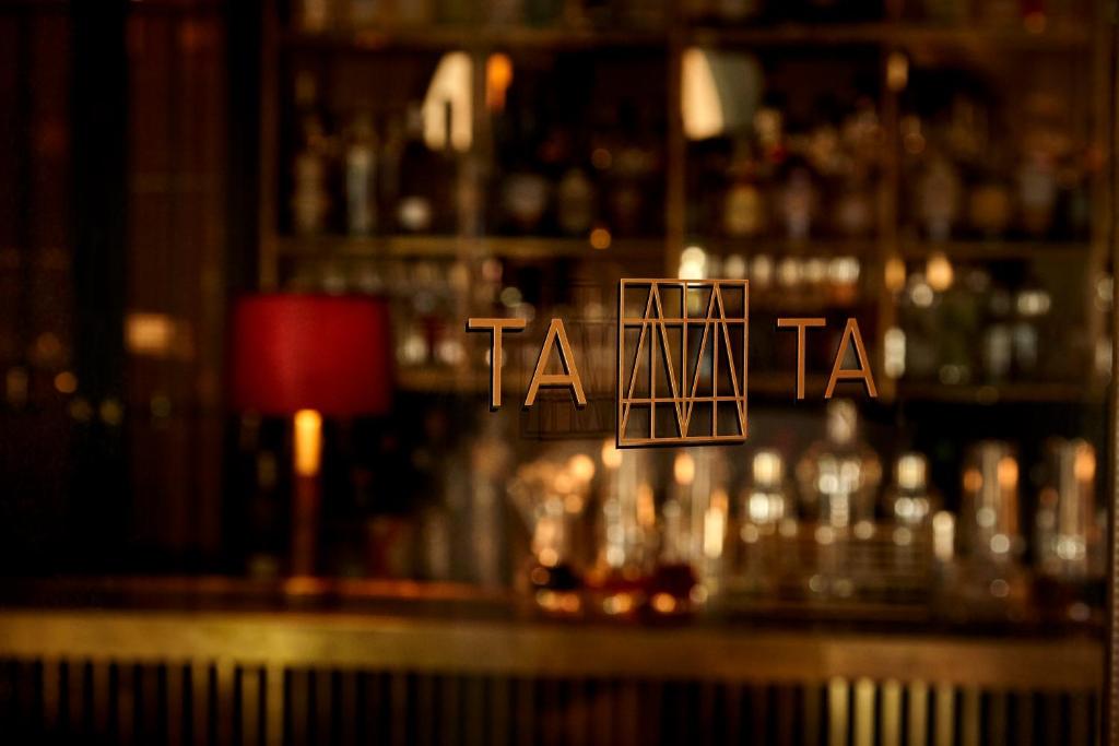 Bar/lounge