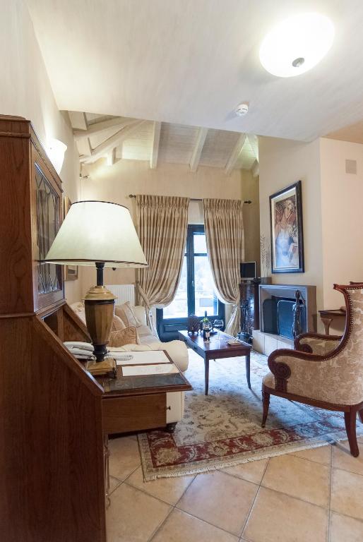 Ostra Menalon Luxury Suites photo