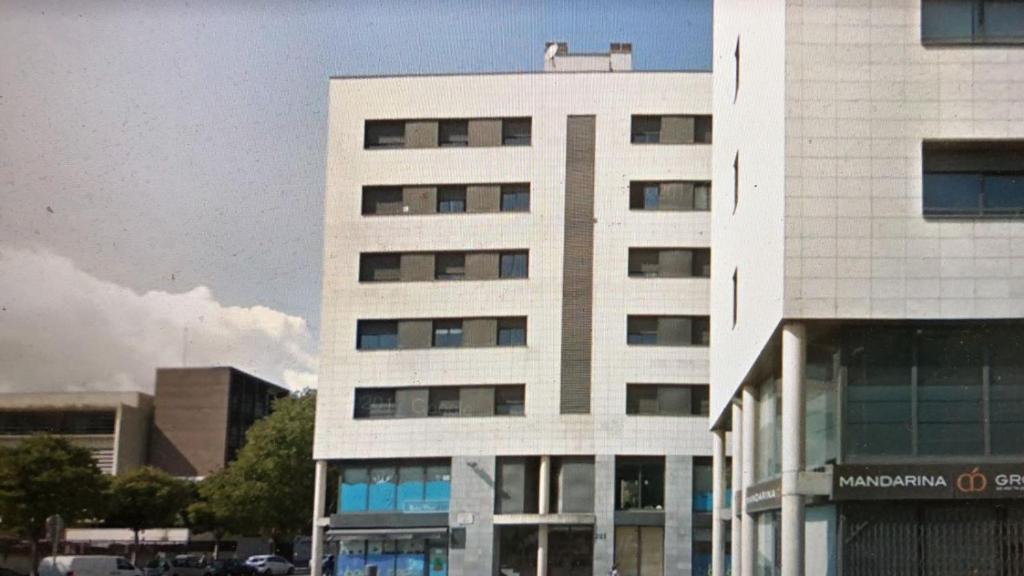 1216 - Forum Gardens Apartment photo