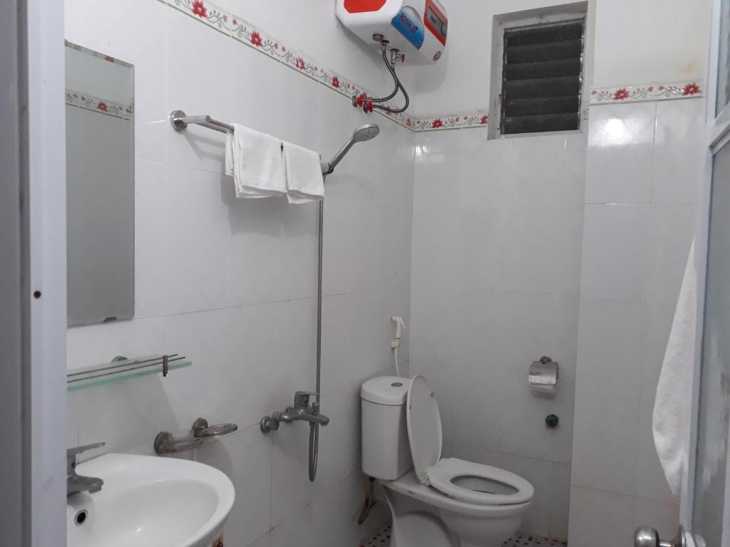 Viet Hoang Hotel Bao Lac photo