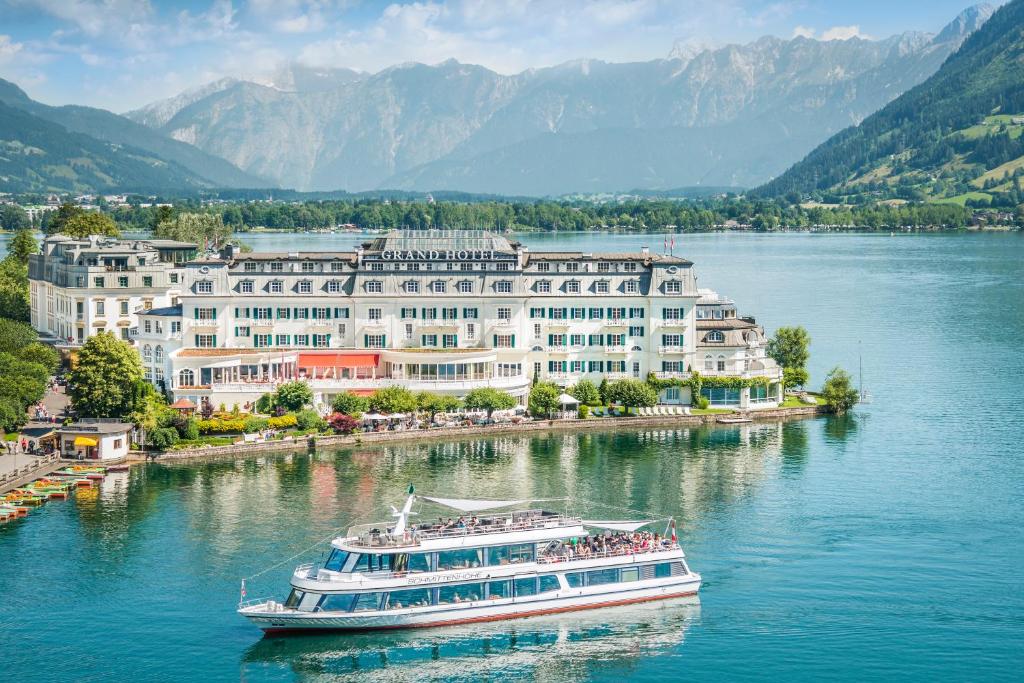 Grand Hotel Zell am See - 2