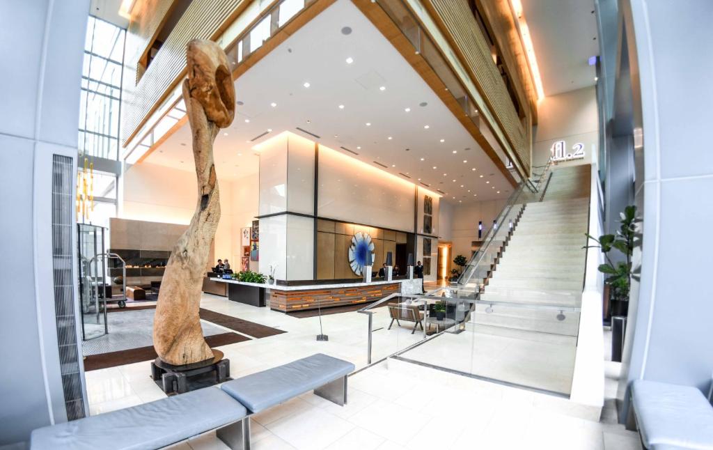 フロント・ロビー